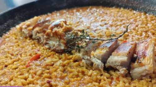 Arroz para 2 o 4 personas en Gastrobar La Fábrica Brewpub